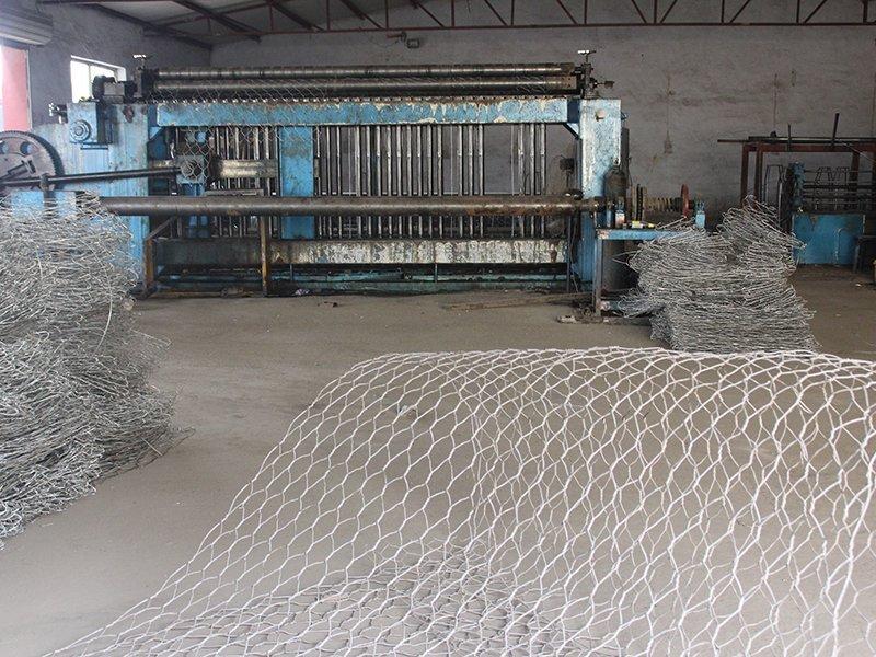 �ߠ������e�W